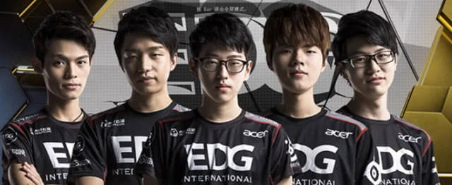 举办篮球训 举办篮球训