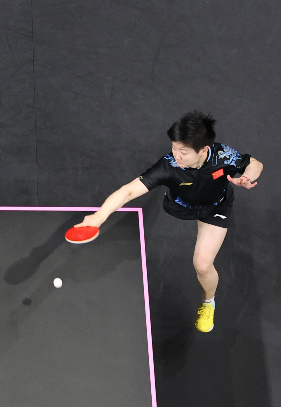 带着无数球 带着无数球